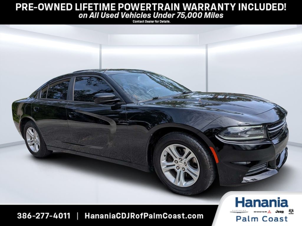 Used 2015 Dodge Charger SE Sedan