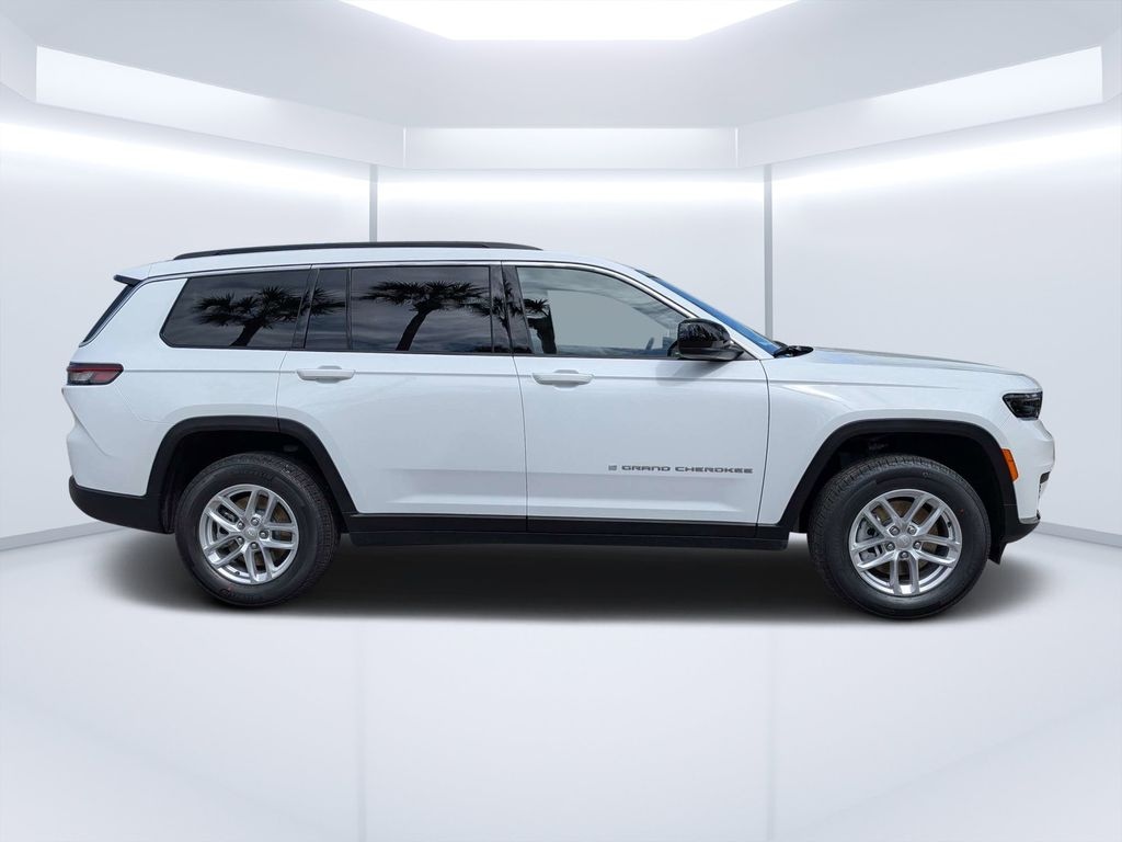 New 2026 Jeep Grand Cherokee L Laredo Sport Utility