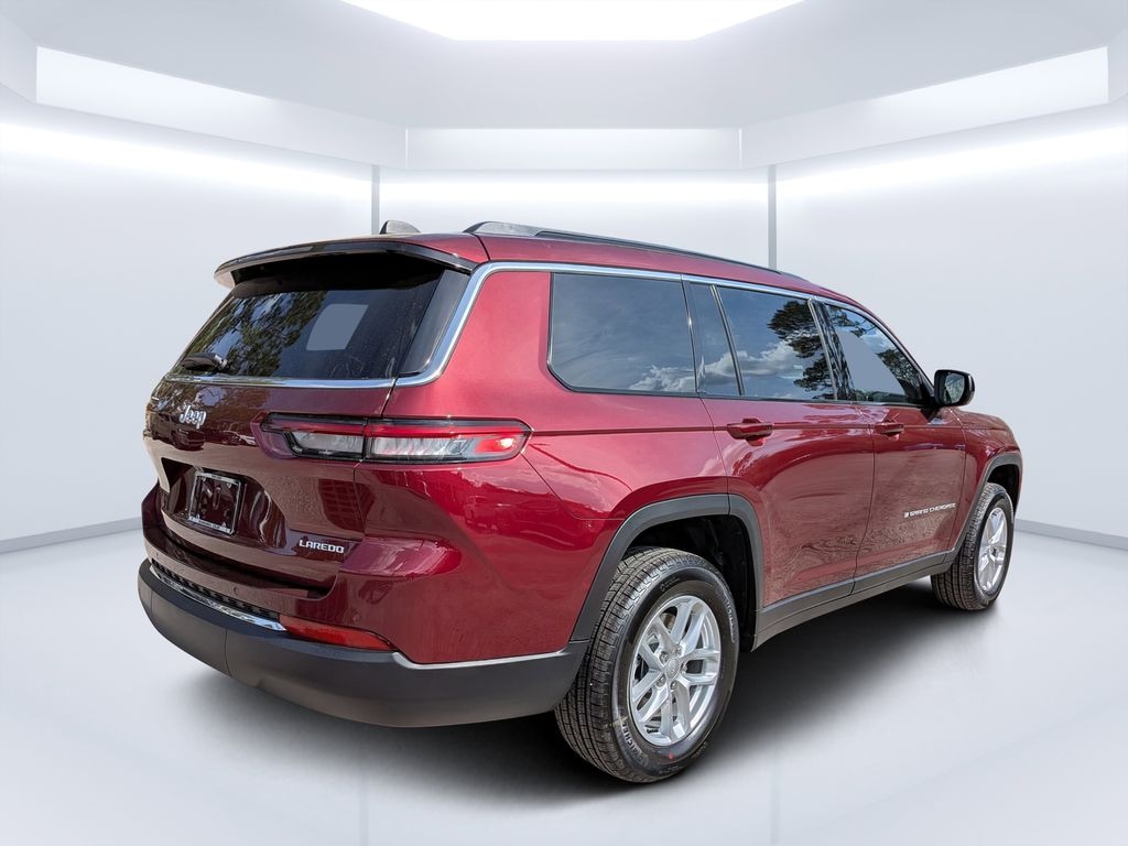 New 2026 Jeep Grand Cherokee L Laredo Sport Utility