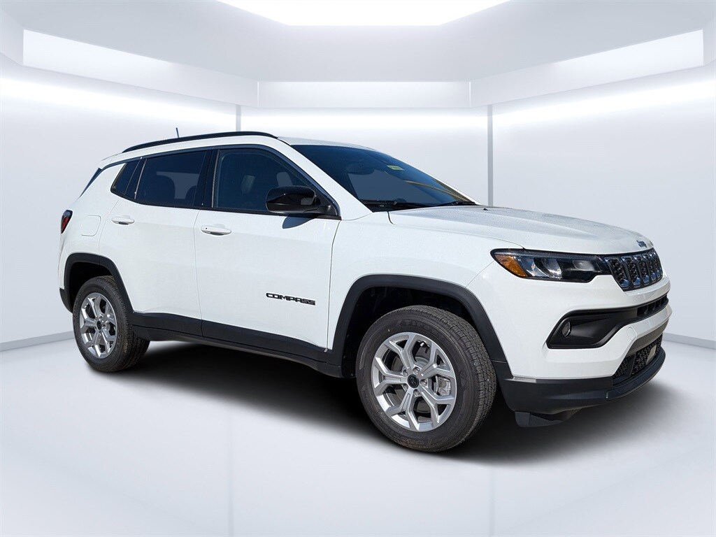 New 2026 Jeep Compass Latitude Sport Utility