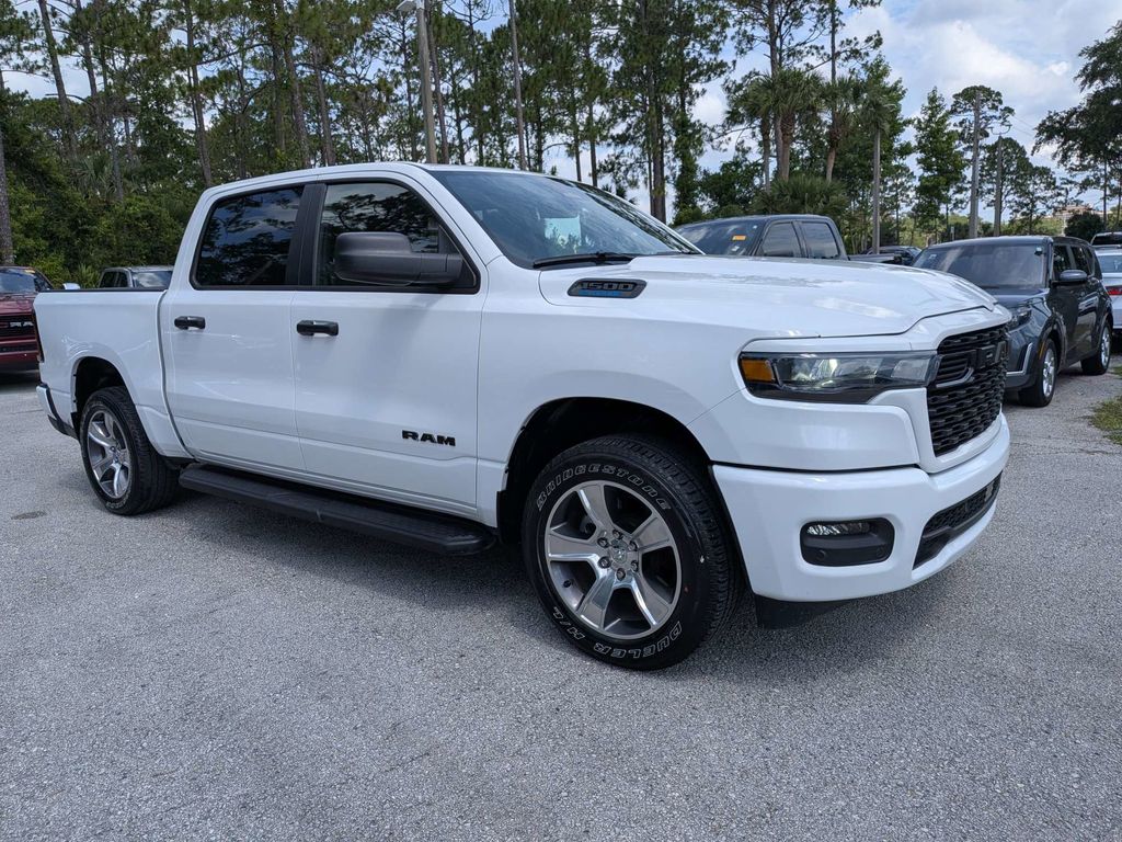 2025 RAM 1500 Tradesman 4x4 Crew Cab 5'7's photo