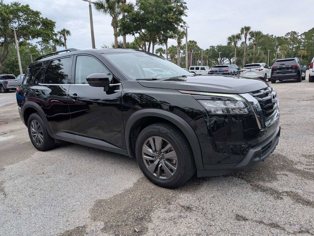 Used 2025 Nissan Pathfinder SV SUV