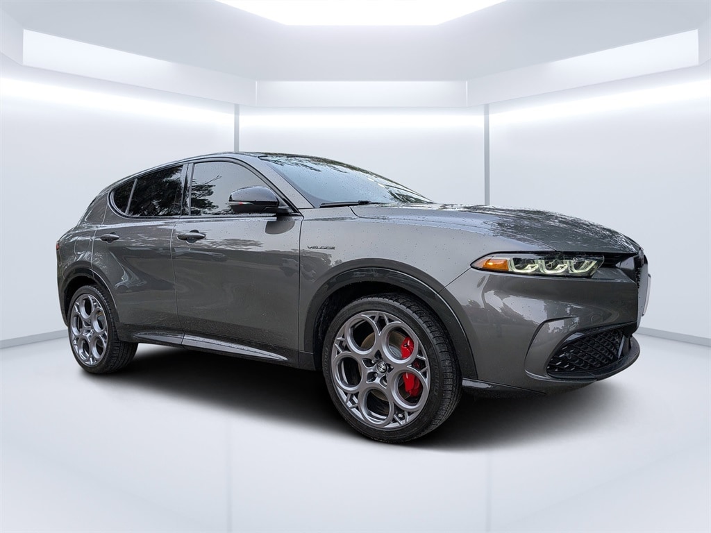 2024 Alfa Romeo Tonale Veloce's photo