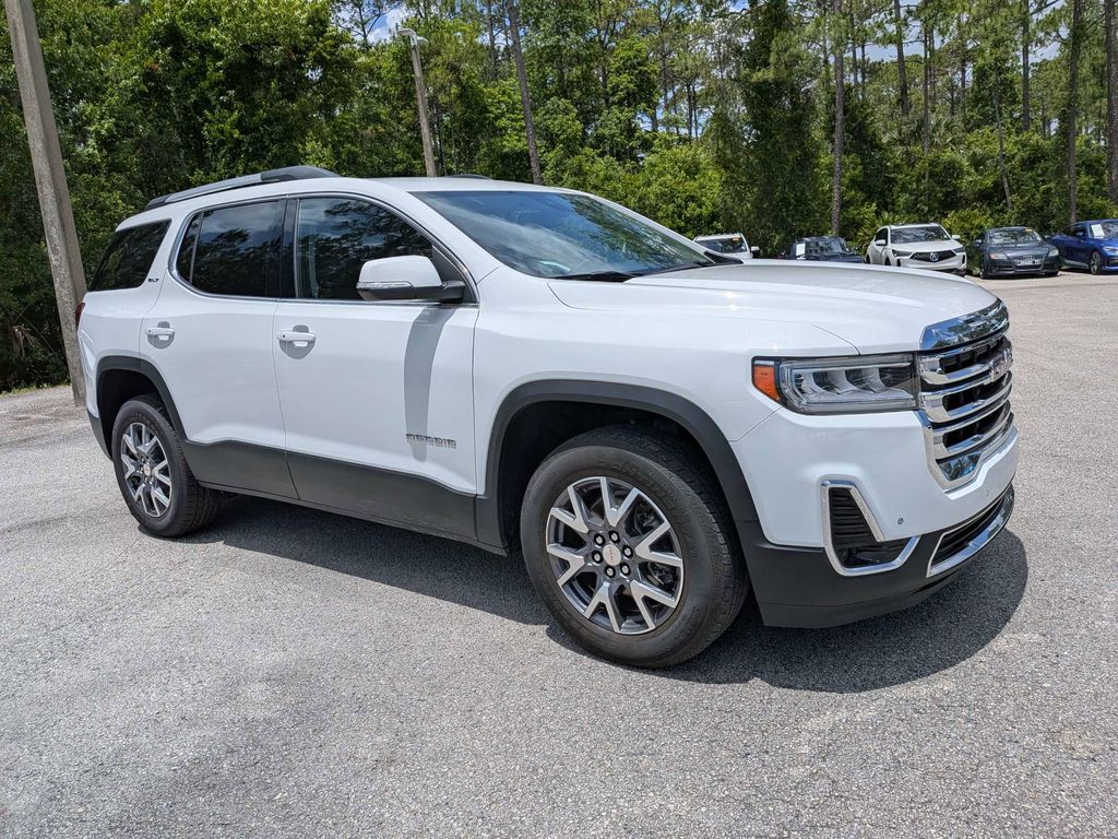 2023 GMC Acadia SLT FWD's photo