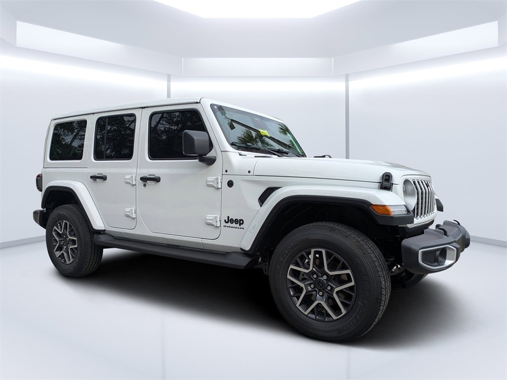 2026 Jeep Wrangler 4-Door Sahara's photo