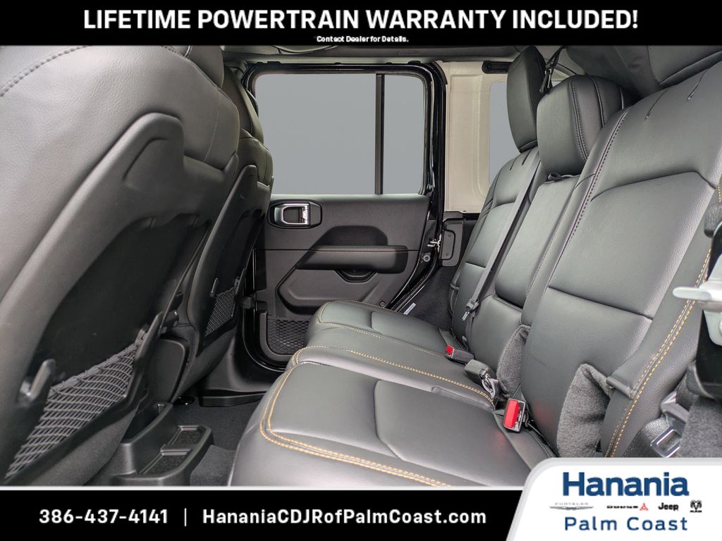 2026 Jeep Wrangler 4-Door Sahara - Photo 12