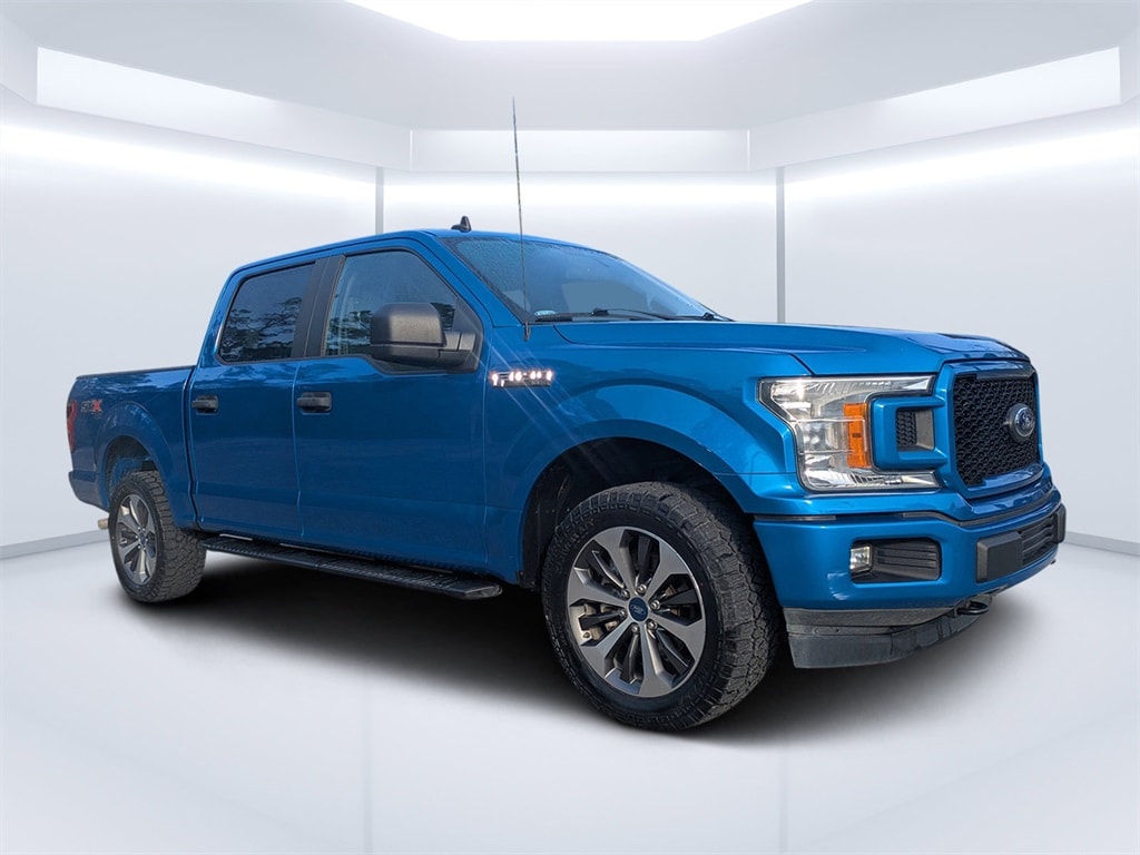 2020 Ford F-150 XL's photo
