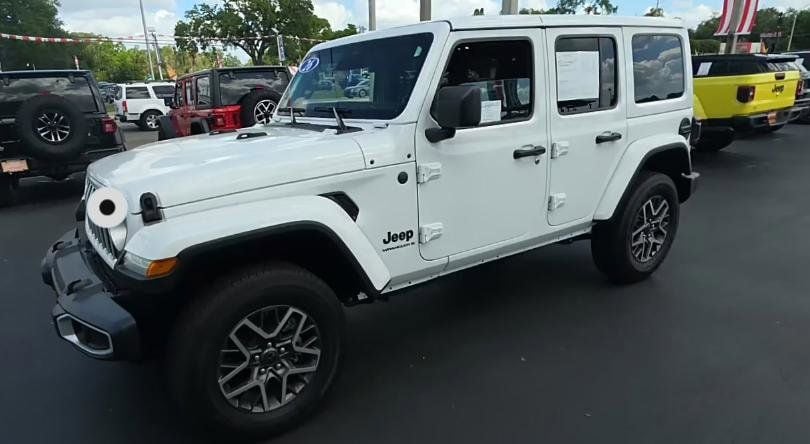 2026 Jeep Wrangler Sahara's photo
