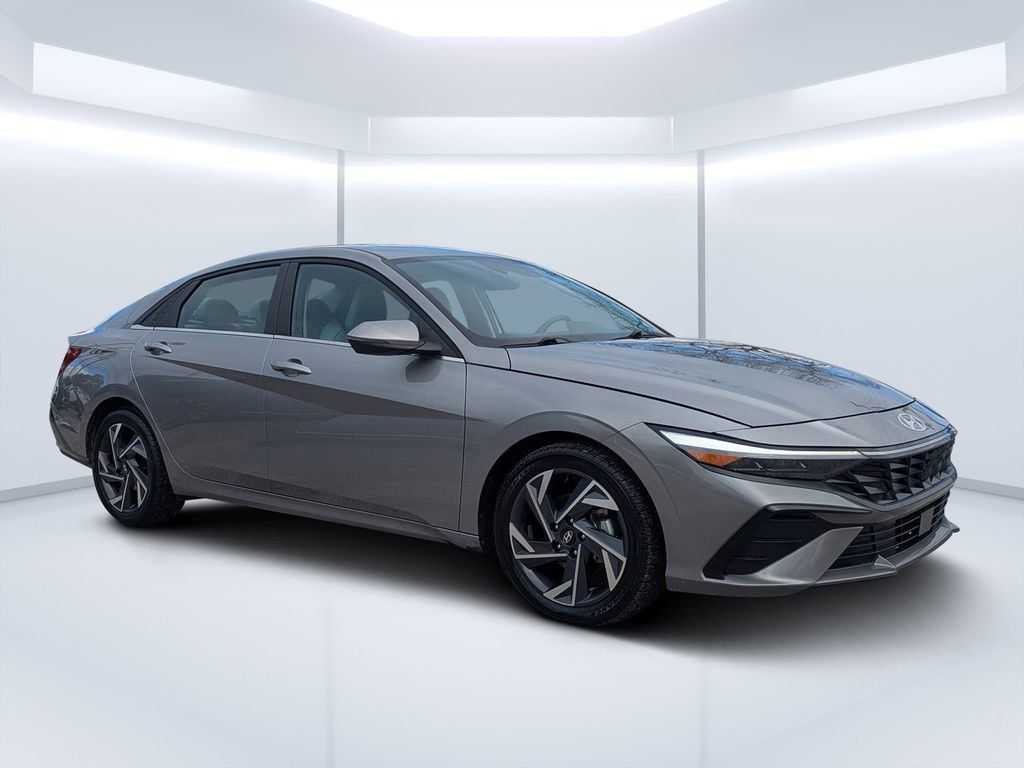 2025 Hyundai Elantra Limited