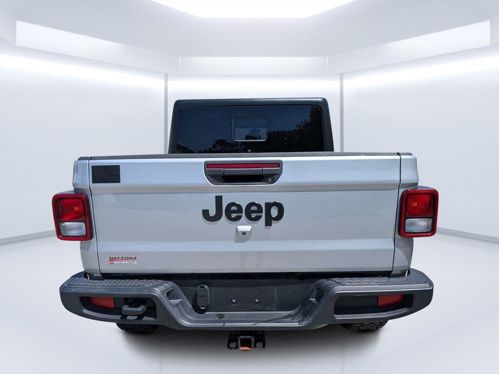 Used 2023 Jeep Gladiator Sport Truck Crew Cab