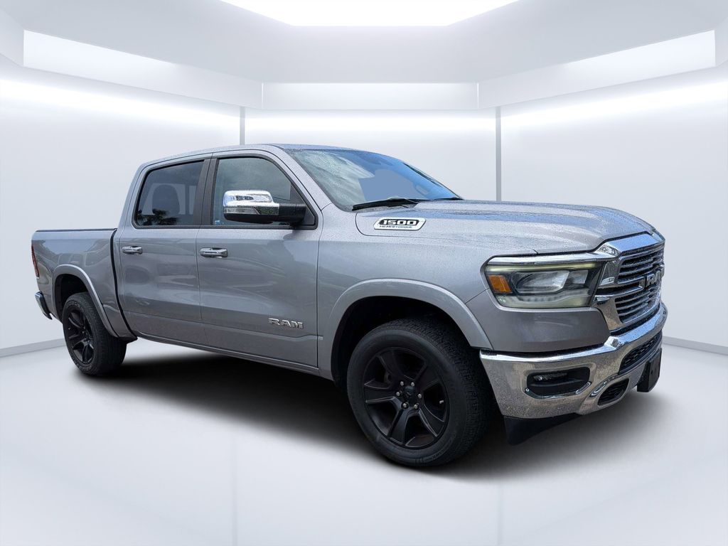 2022 RAM 1500 Laramie 4x4 Crew Cab 5'7's photo