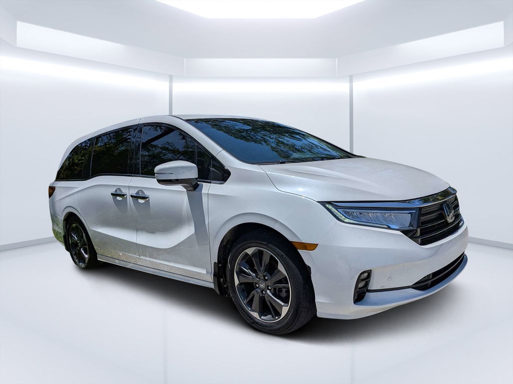2022 Honda Odyssey Elite's photo