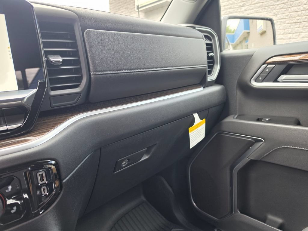 2026 Chevrolet Silverado 1500 LT - Photo 18