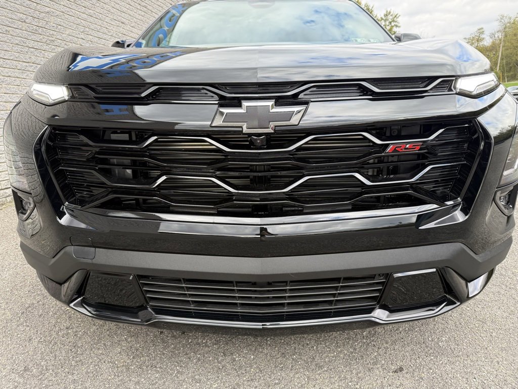 2026 Chevrolet Equinox RS photo 2