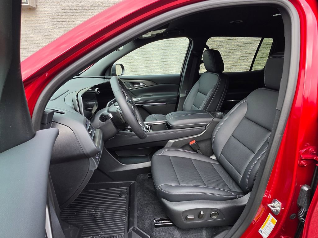 2026 Chevrolet Traverse LT - Photo 12