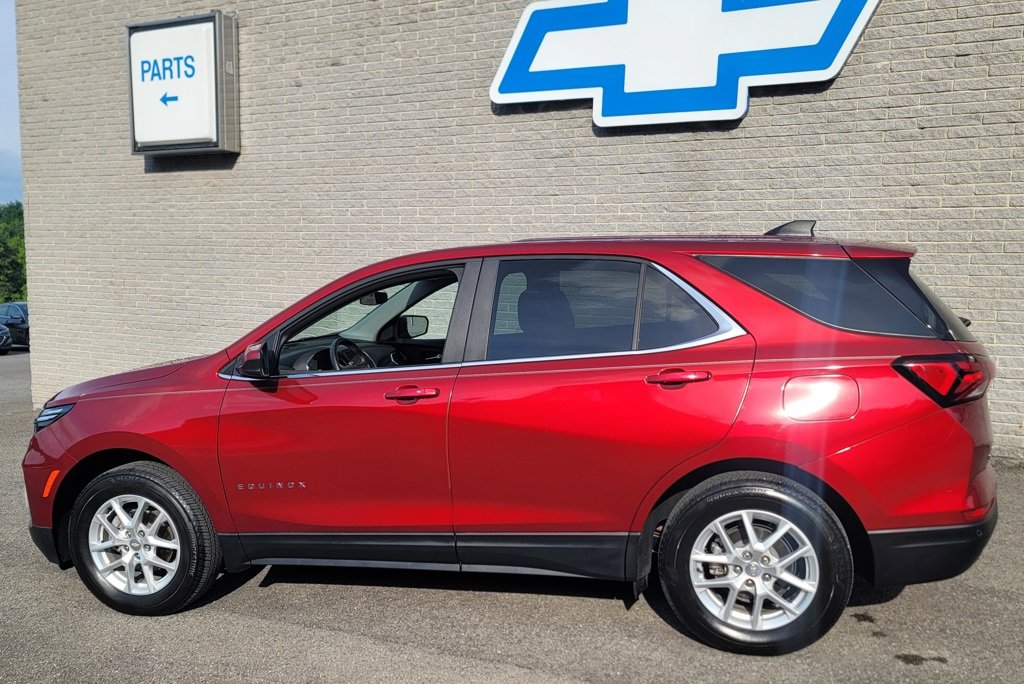 2023 Chevrolet Equinox LT photo 4