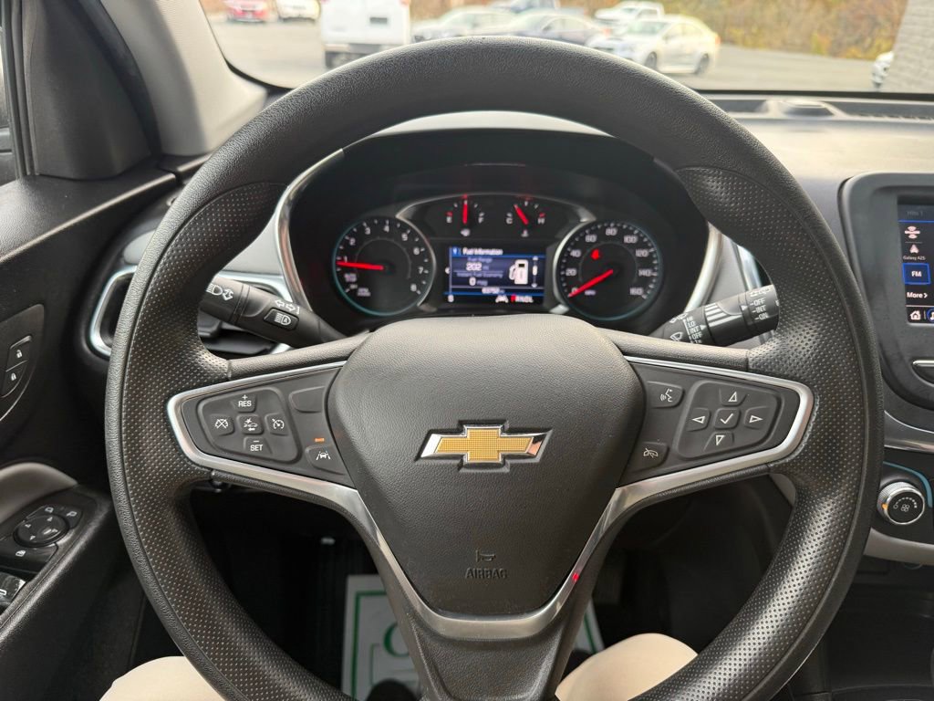 2022 Chevrolet Equinox LS - Photo 24