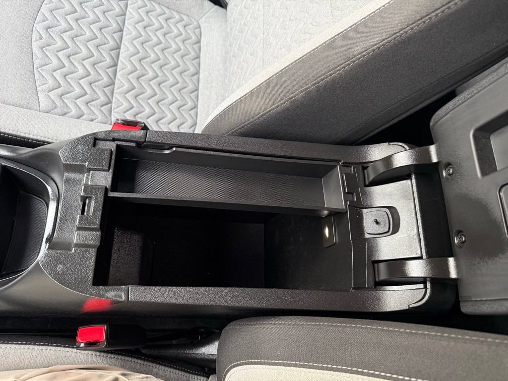 2022 Chevrolet Equinox LS - Photo 27