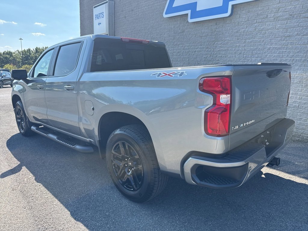 2026 Chevrolet Silverado 1500 RST photo 3