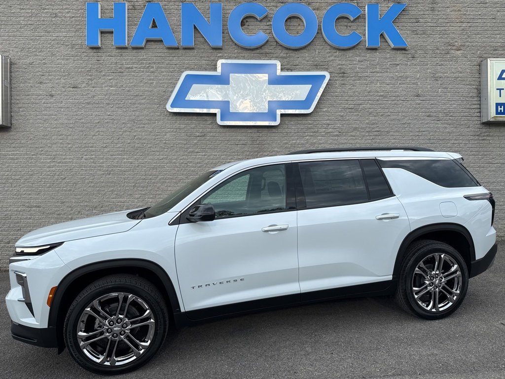 2026 Chevrolet Traverse LT's photo