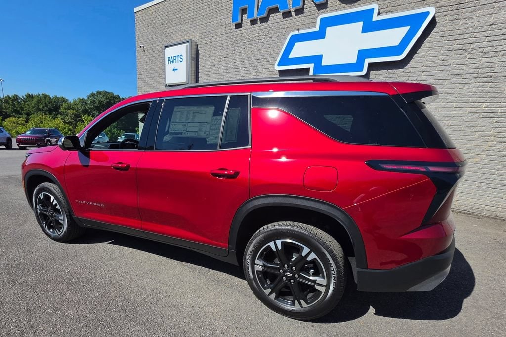New 2027 Chevrolet Traverse LT SUV