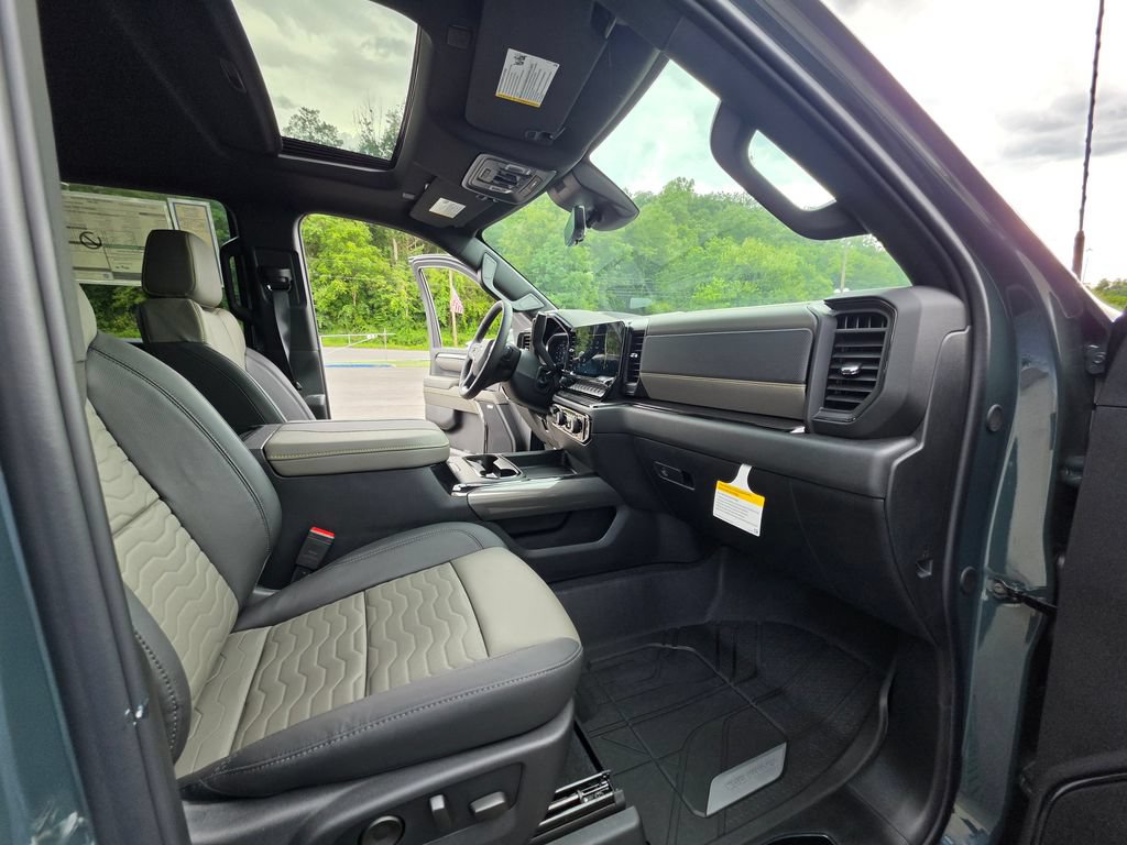 2026 Chevrolet Silverado 2500 HD ZR2 - Photo 29