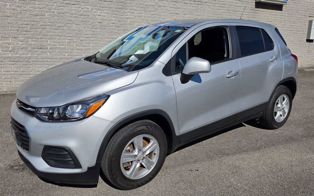 Used 2022 Chevrolet Trax LS SUV