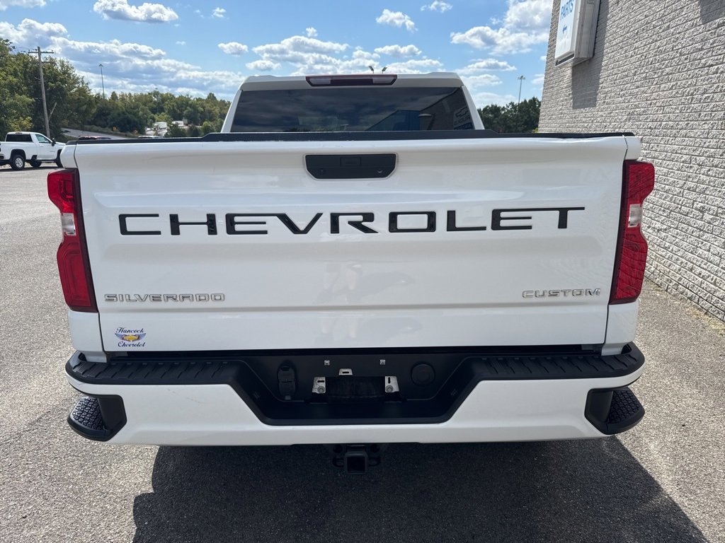 2021 Chevrolet Silverado 1500 Custom photo 4