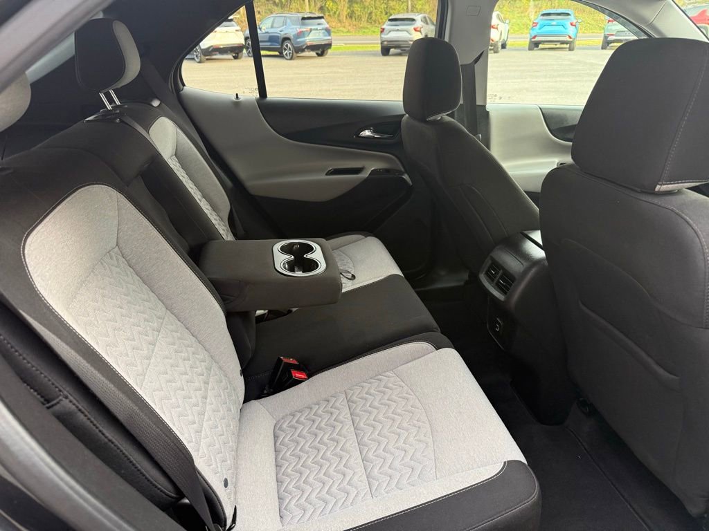 2022 Chevrolet Equinox LS - Photo 17