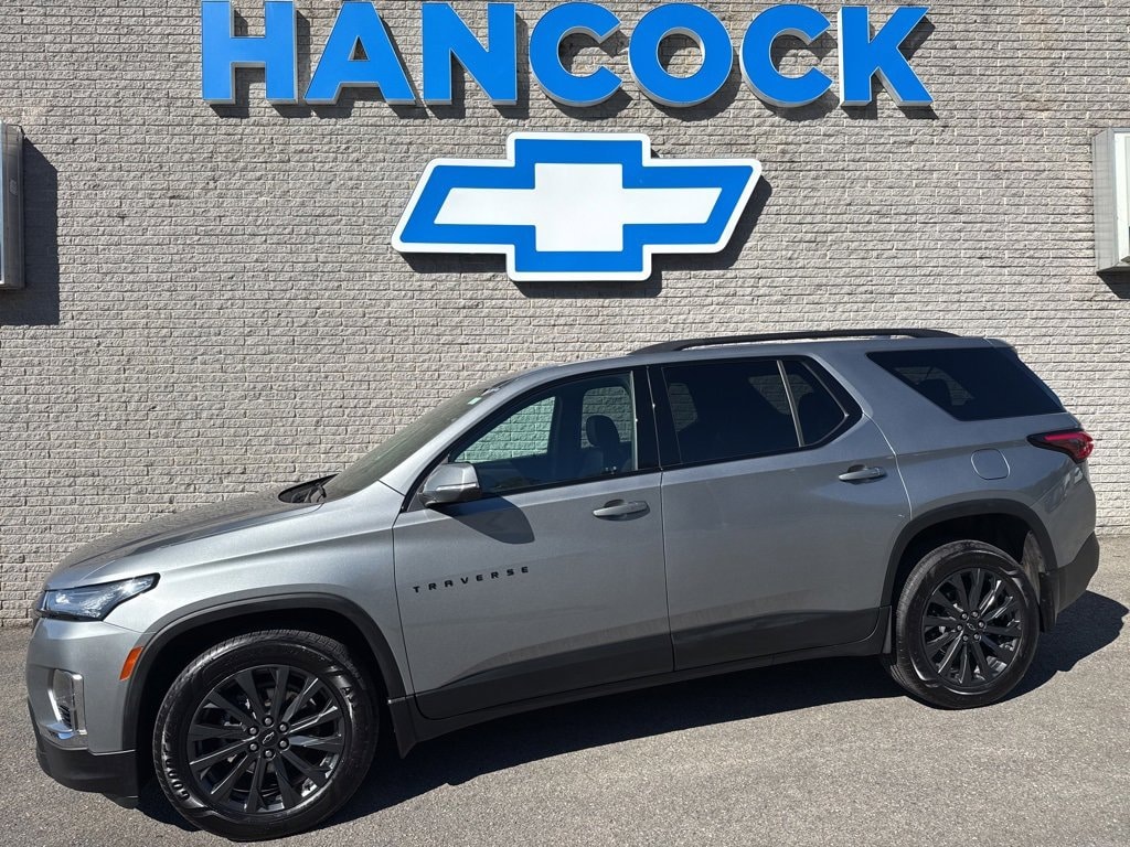Used 2023 Chevrolet Traverse RS SUV
