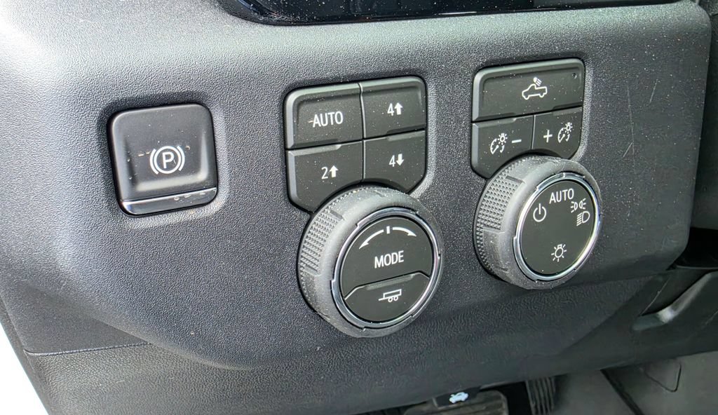 2026 Chevrolet Silverado 1500 LT - Photo 14
