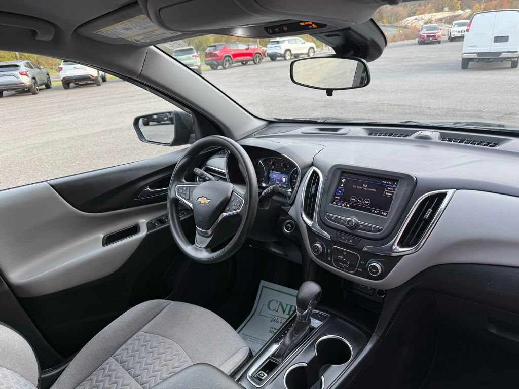 2022 Chevrolet Equinox LS - Photo 15