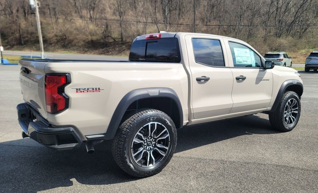 2026 Chevrolet Colorado Trail Boss - Photo 9