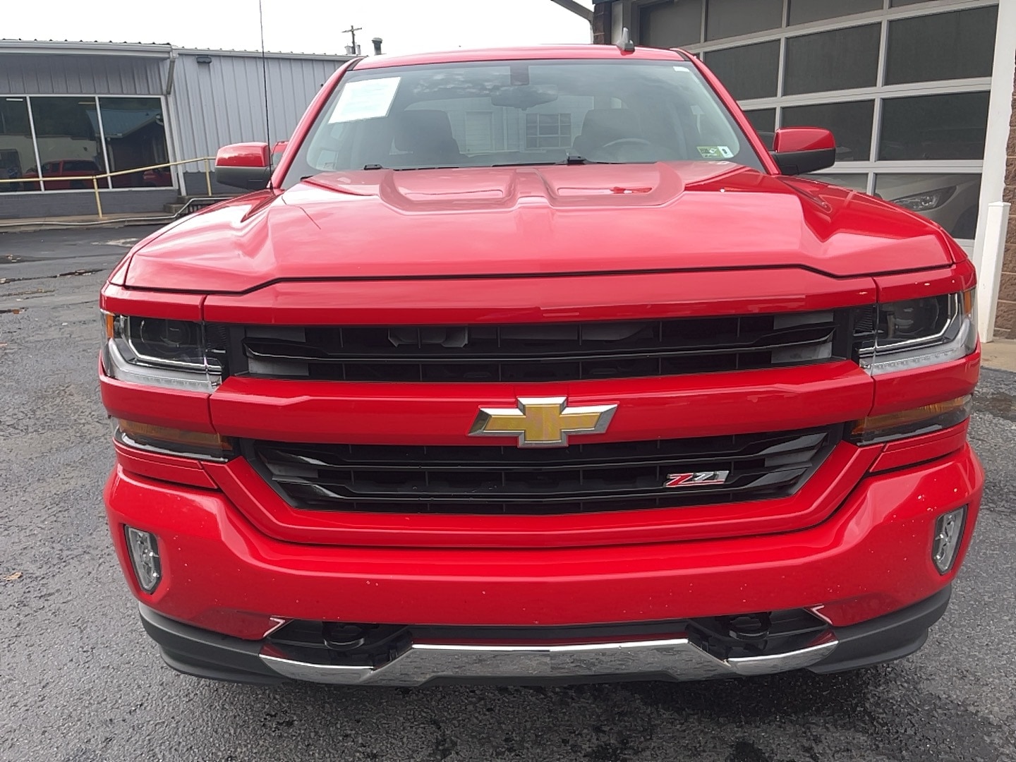 Used 2016 Chevrolet Silverado 1500 LT with VIN 1GCVKREC4GZ220061 for sale in Weston, WV