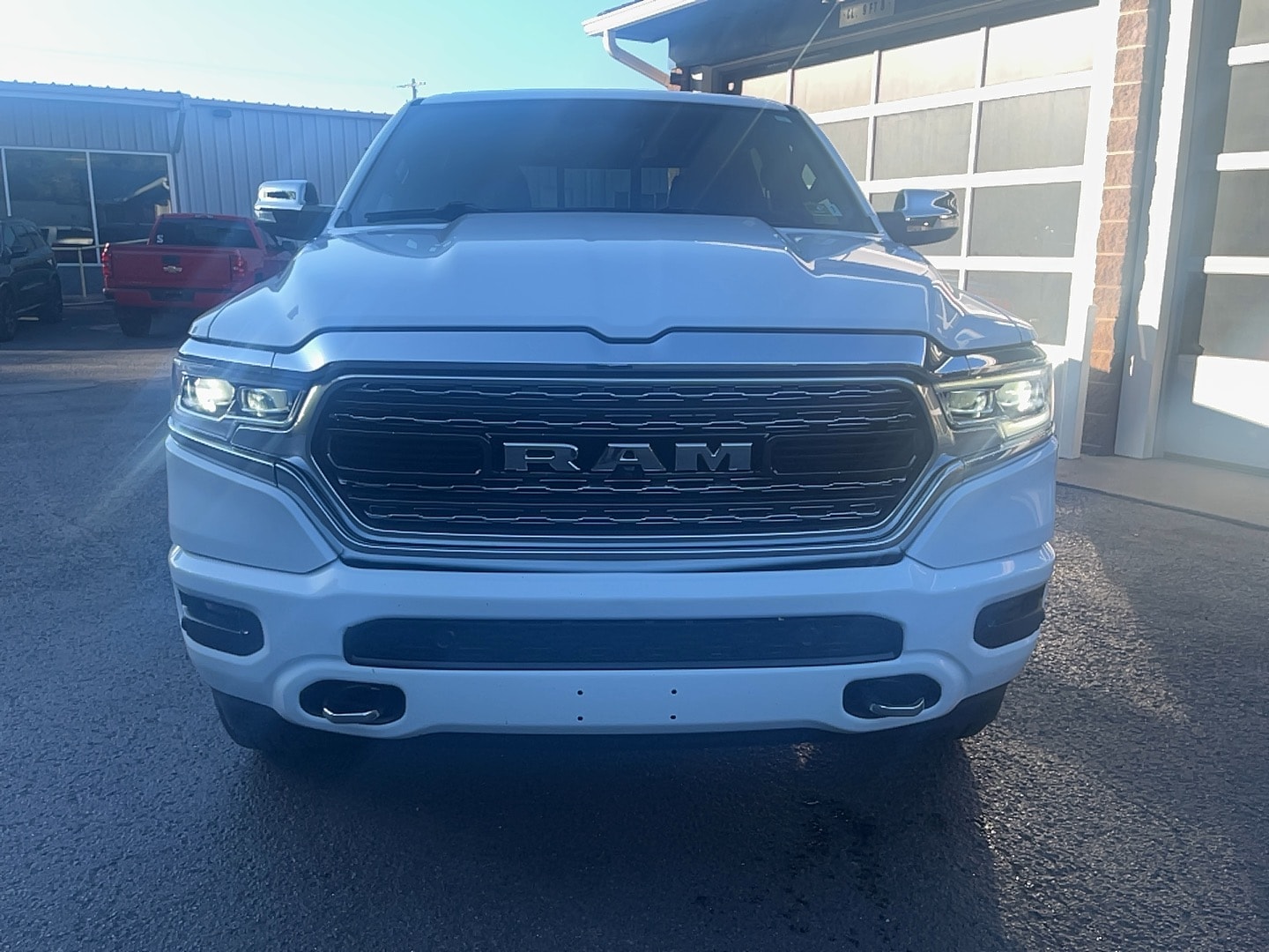 Used 2020 RAM Ram 1500 Pickup Limited with VIN 1C6SRFHT2LN110191 for sale in Weston, WV