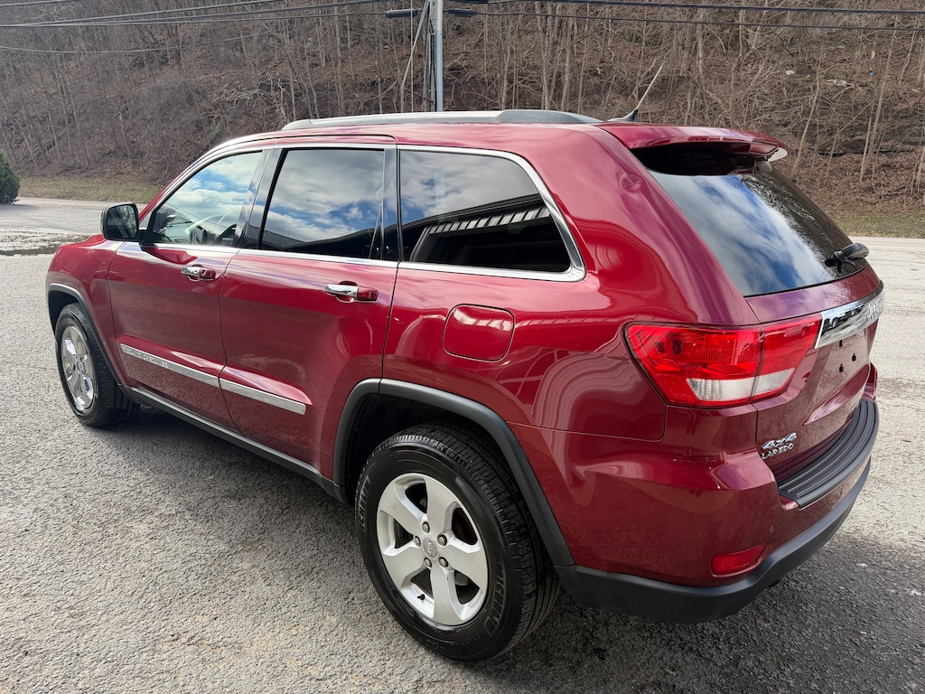 Used 2012 Jeep Grand Cherokee Laredo 4x4 SUV