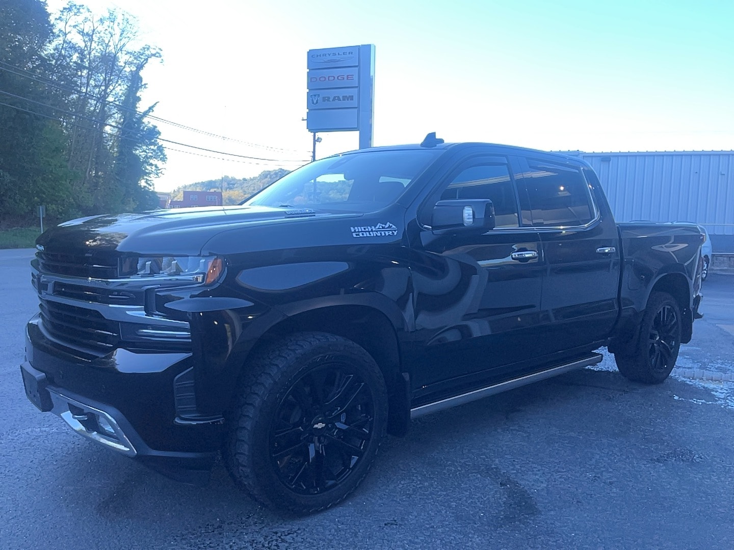 H&m car dealer online