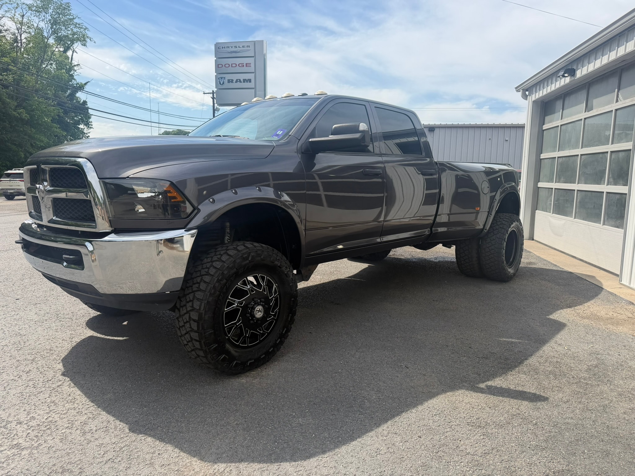 2017 RAM 3500 Tradesman 4X4 Crew Cab LWB's photo