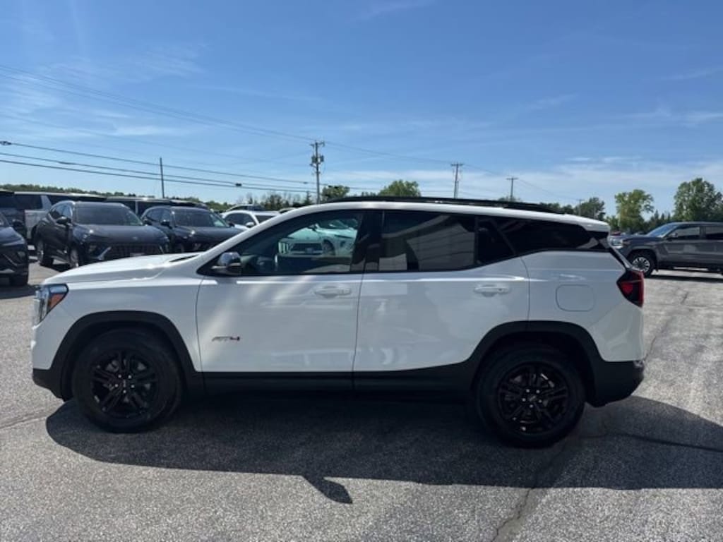 Used 2023 GMC Terrain AT4 SUV