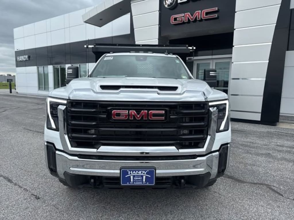 New 2026 GMC Sierra 3500 HD Chassis Cab Pro Truck