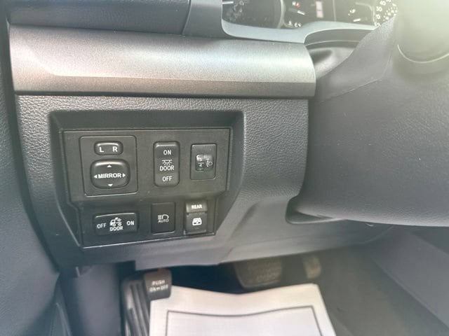 2018 Toyota Tundra SR5 - Photo 22