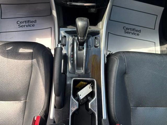 2017 Honda Accord EX-L V-6 - Photo 23