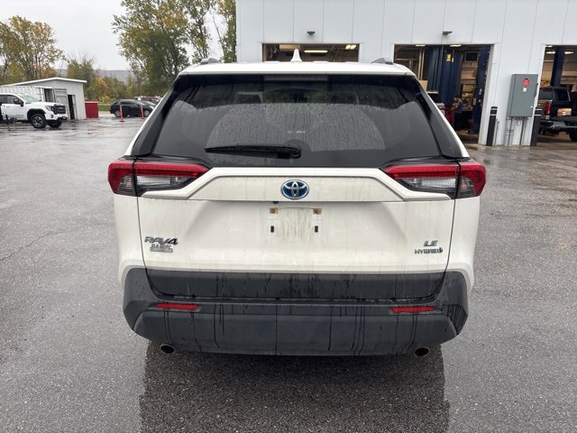 2024 Toyota RAV4 Hybrid LE photo 2