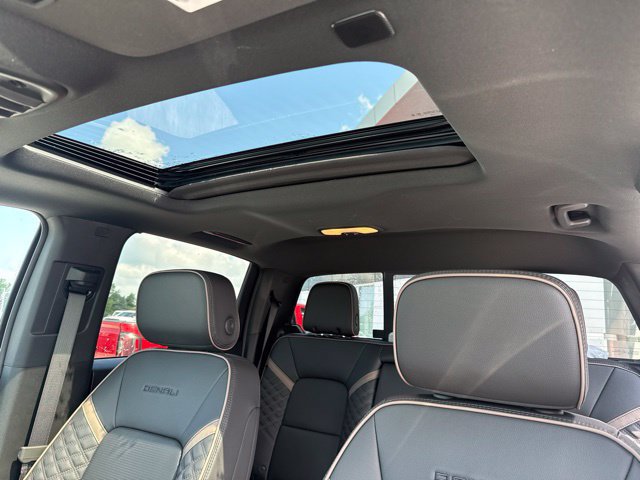 2026 GMC Canyon Denali - Photo 28