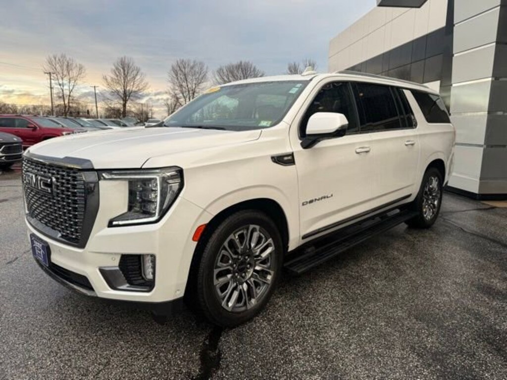 Used 2023 GMC Yukon XL Denali Ultimate SUV