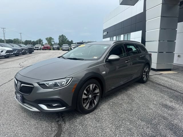 2018 Buick Regal TourX Essence - Photo 3