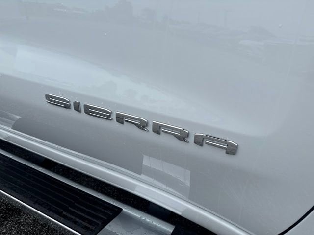 2026 GMC Sierra 1500 SLT - Photo 11