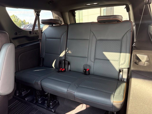 2025 GMC Yukon XL AT4 - Photo 31