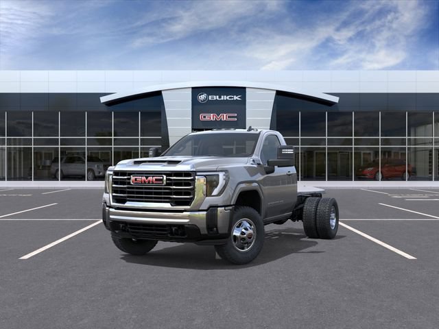 2026 GMC Sierra 3500 Chassis Cab SLE - Photo 8