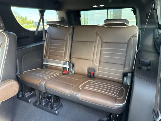 2026 GMC Yukon XL Denali Ultimate - Photo 20